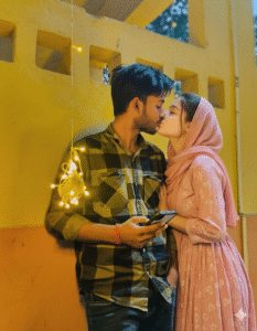 Ai kissing Girlfriend Photo Edit Prompt (100% Face Match Realistic) Photo Edit Prompt